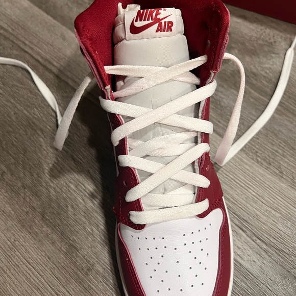 AIR JORDAN RETRO burgundy - Picture 5 of 6